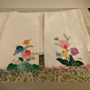 Vintage Tea Hand Towel Grannycore Set of 2 Coordinated Floral 2/$30